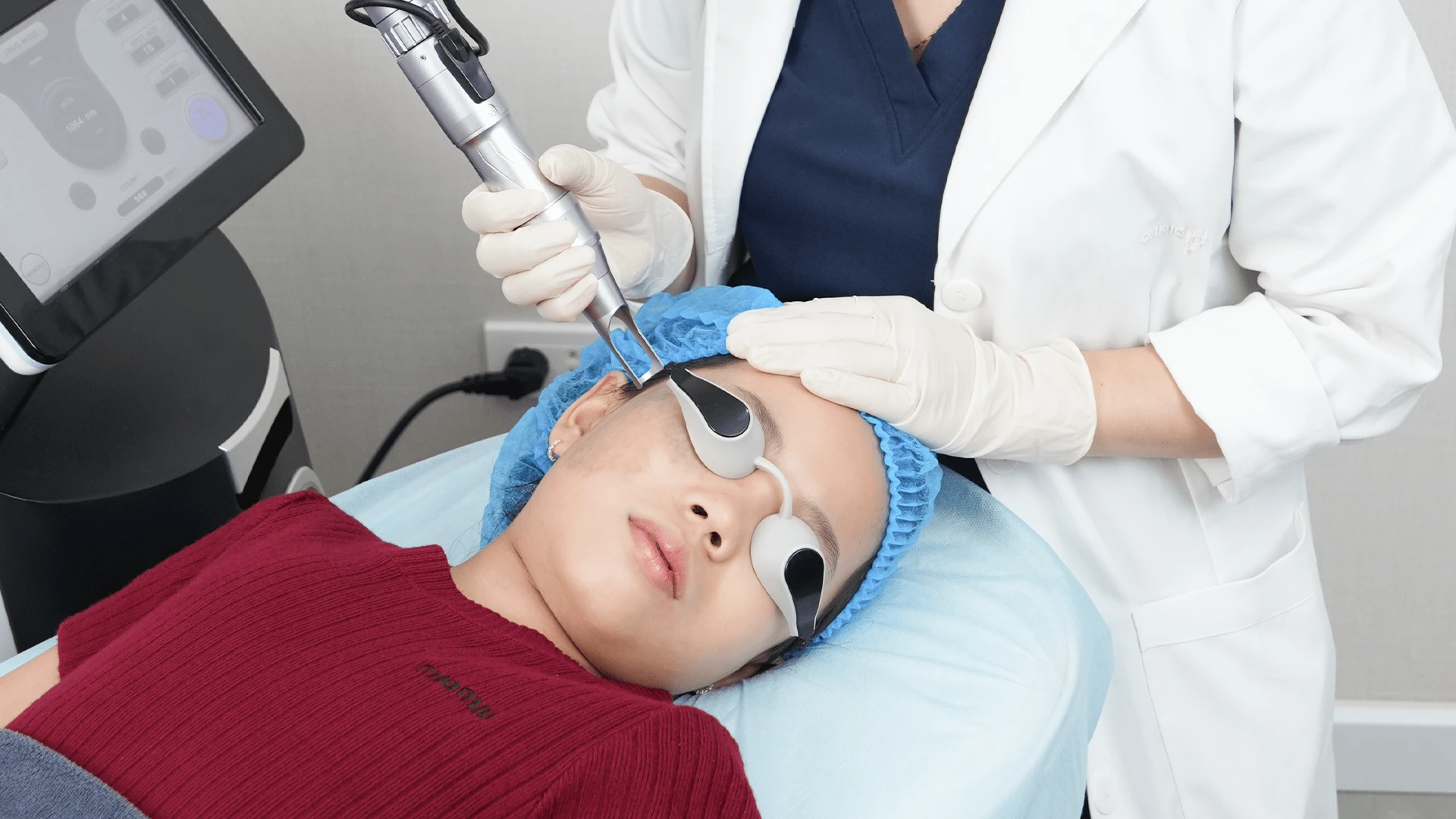 NHỮNG ĐIỀU MẸ BẦU NÊN TRÁNH KHI MANG THAI ĐỂ HẠN CHẾ CHÀM BỚT BẨM SINH Ở TRẺ SƠ SINH